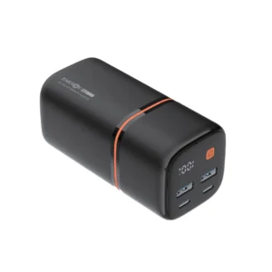 סוללת גיבוי ENERGY E20K PD70 שחורה בקיבולת 20,000mAh, יציאת USB-C עד 20W, חיווי LED ומבנה קומפקטי במשקל 340 גרם.